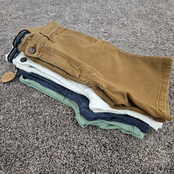 Bundle of Four Cotton On Corby Chino Short (Bundle of Four Shorts) - Picture 1 of 7